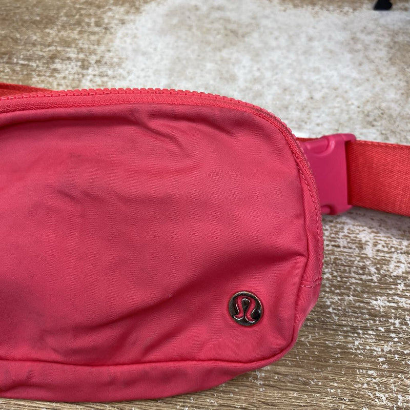 Lululemon - Everywhere Belt Bag- MSRP $44: Pink -children-