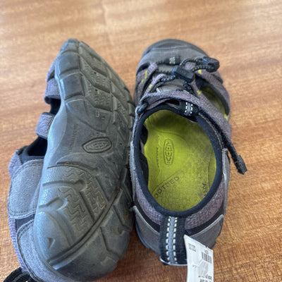 Keen - Youth Summer Sandals: grey green -children-12T