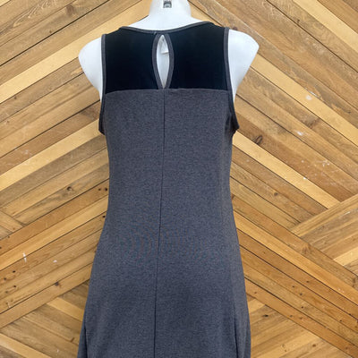 Mondetta - Women's Performance + Luxury Dress - MSRP comp $90: Grey/Black-women-MD