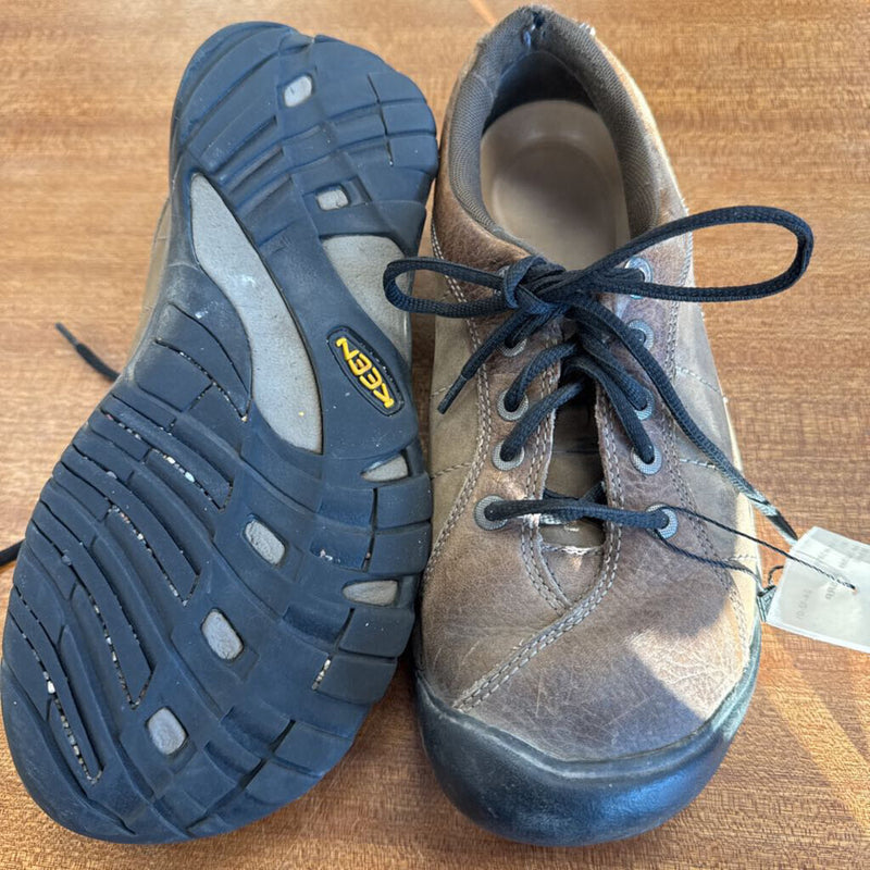 Keen - Casual Shoes - MSRP $180: Brown-women-8.5