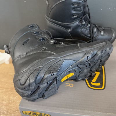 Keen - Men's Detroit Waterproof Boots - MSRP $210: Black-men-10