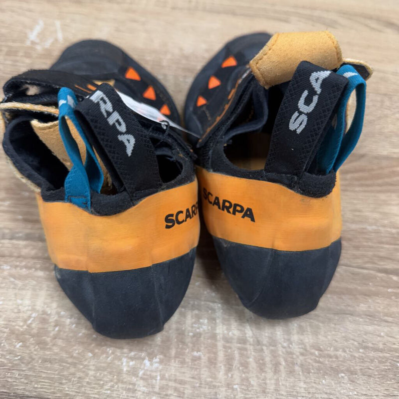 Scarpa - Instinct VS Climbing Shoes - MSRP $239: Black/Orange-unisex-40.5