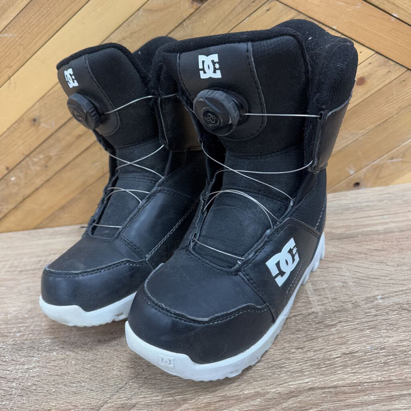 DC- Youth Scout snowboard boot- MSRP $180: Black -children-4Y