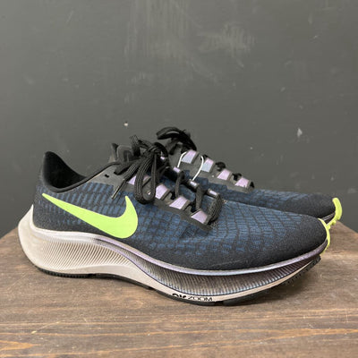 Nike - Women's Running Sneakers: Dark Blue/Neon Green-women-W8