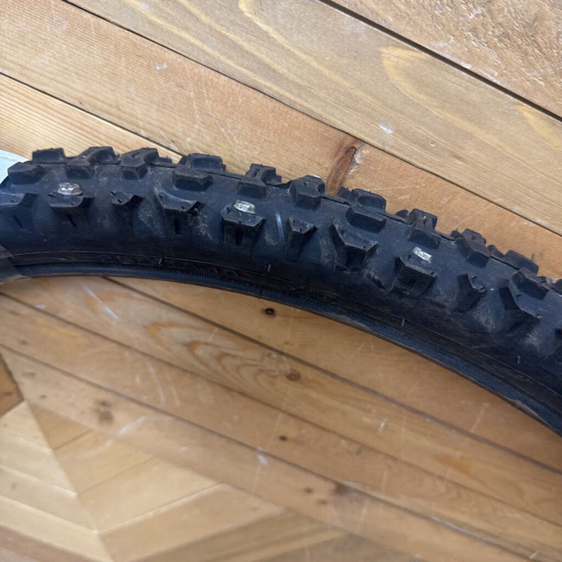 Kenda Norco Bike shop made winter tire: Black--26x 2.1