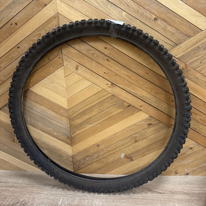 Kenda Norco 26in Winter Tire: Black--26x 2.1