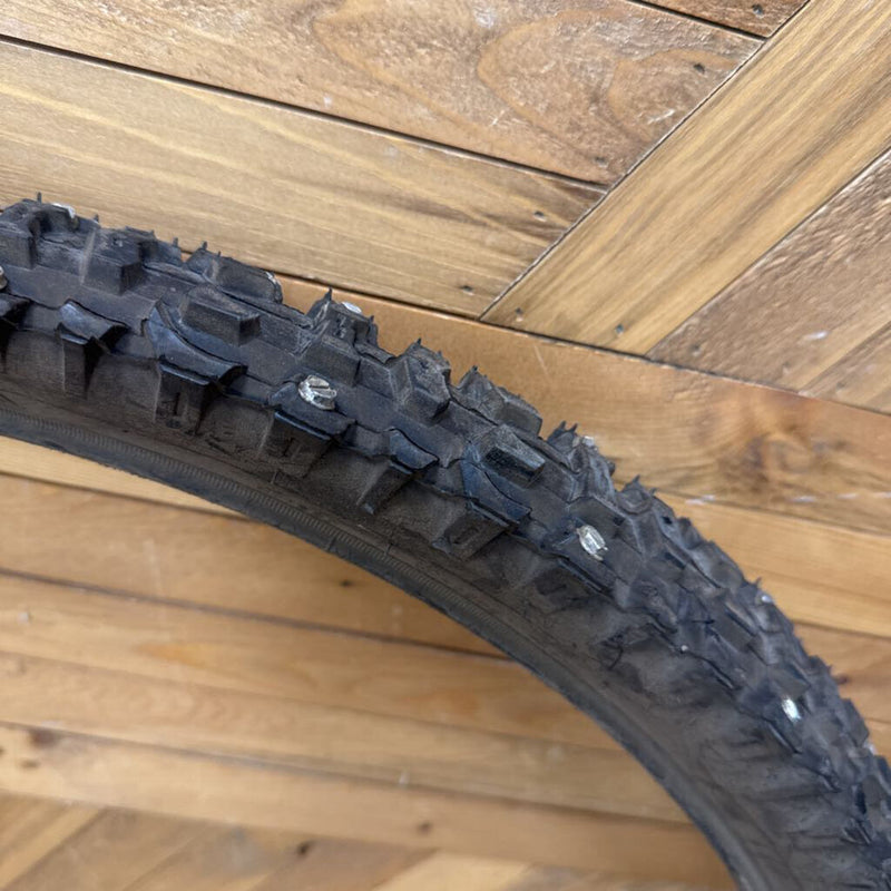 Kenda Norco 26in Winter Tire: Black--26x 2.1