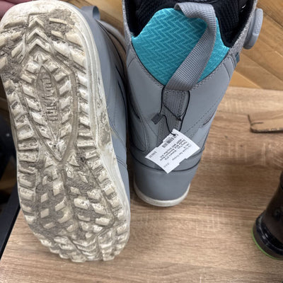 ThirtyTwo - Women's STW Double BOA Snowboard Boots - MSRP $400: Grey/Blue-women-W10