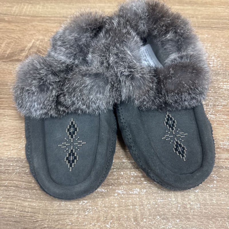 Manitobah Mukluks -Tipi Slipper- MSRP $80: Hrey -women-8