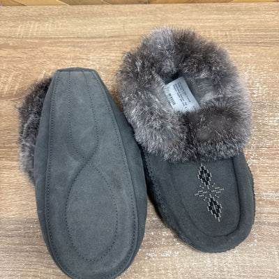 Manitobah Mukluks -Tipi Slipper- MSRP $80: Hrey -women-8