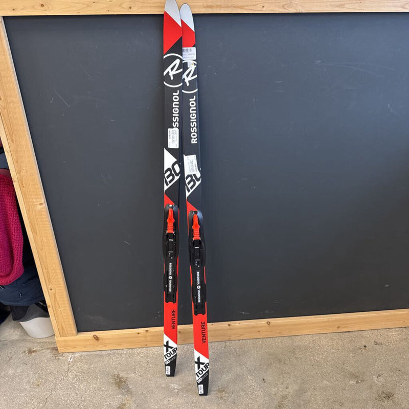 Rossignol - XTour Venture Waxless XC Skis - NNN Bindings - MSRP $190: Black Red --130 cm