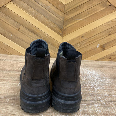 Kamik - Men's Chelsea Boots - MSRP $170: Brown/Black-men-M11