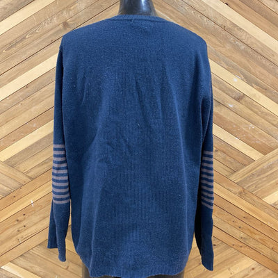 Patagonia Men's Sweater with Striped Sleeves: Navy-men-XL