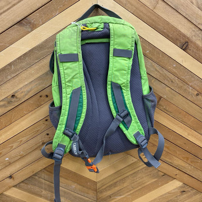 CamelBak Scout Hydration Pack: Green-unisex-children