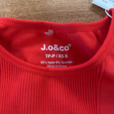 J.O.co Red- Stretch Crop Top: red-women-XS-S