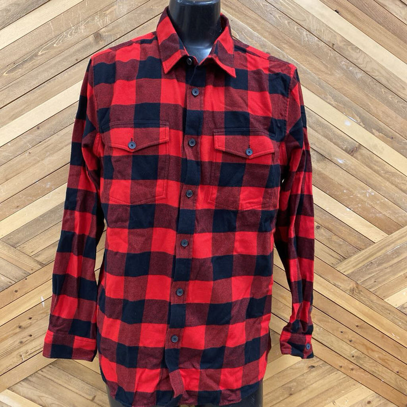 Tilley Red and Black Checkered Flannel Shirt: red, black-men-XL