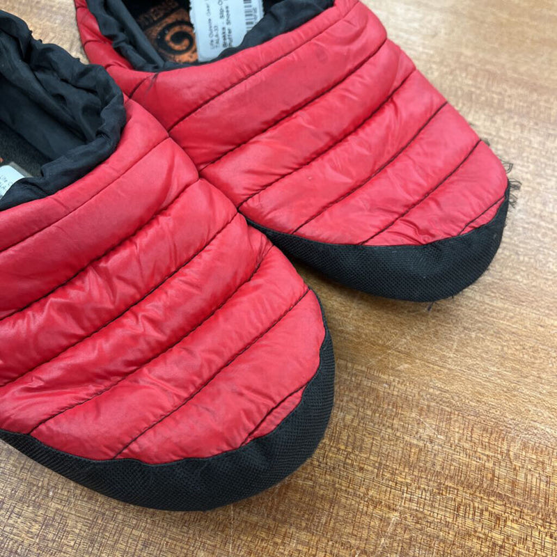 Brekka - Slip-On Quilted Puffer Shoes : Red/Black-unisex-SM