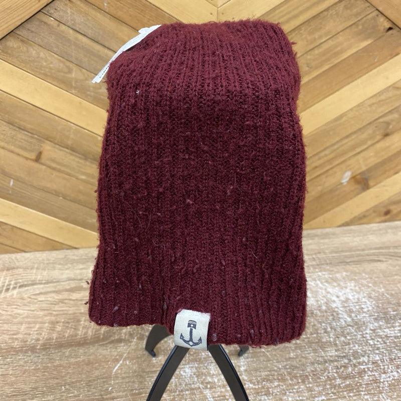 Burgundy Knitted Beanie Hat: burgundy-unisex-