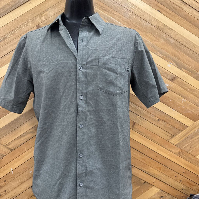 Marmot - Short Sleeve Button Up Shirt- MSRP $80: Grey -men-MD