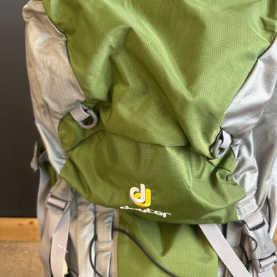 Deuter - AIRCONTACT 70+10 Trekking Pack- MSRP compared $418: Green --70L +10