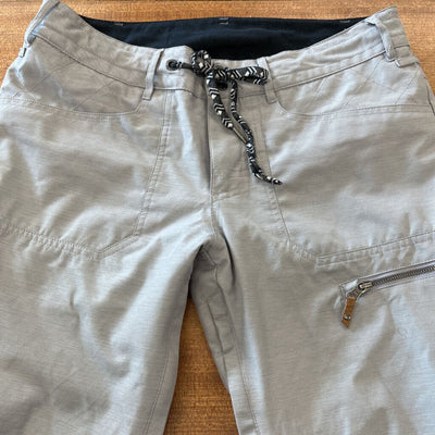 Roxy - Women's Ski Pants - MSRP $120: Gray-women-MD