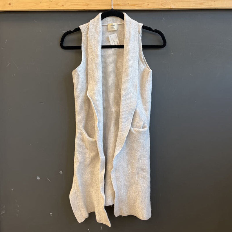 Wilfred - Sleevless Cardigan - MSRP $98: Grey-women-MD