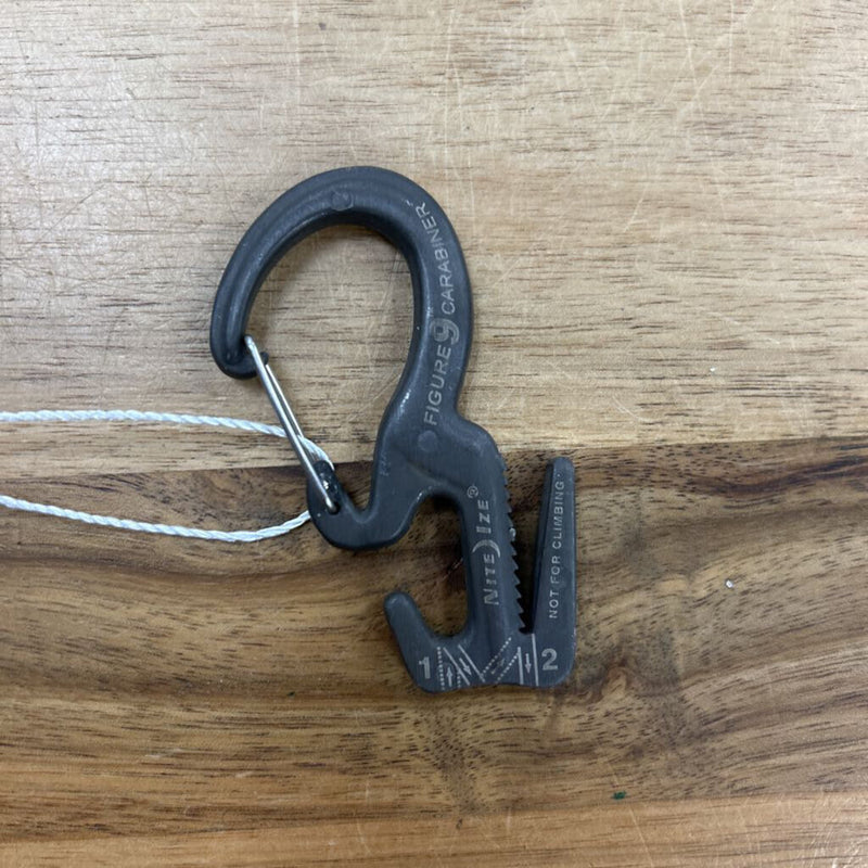 Nite Ize Figure Carabiner: grey-unisex-