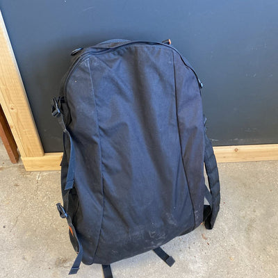 ASOLO Excursion 60 Backpack: Black and Orange-unisex-