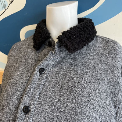 Grizzly - Women's Shearling-Lined Button-Down Jacket: Grey/Black-women-LG