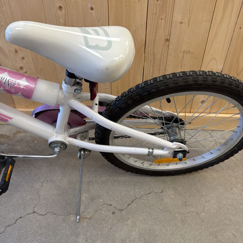 Radius - Starstruck Mini Kids Bike - MSRP $400: White/Pink--20"