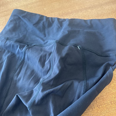 Lululemon - Women's Capris : Black-women-4