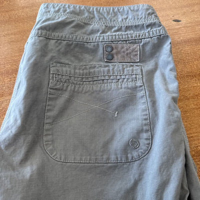 MEC - Women's Capris : Grey-women-LG