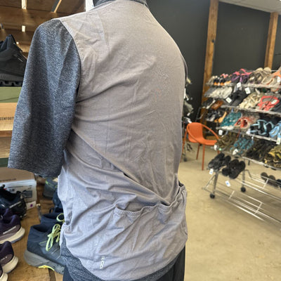 Sugoi- Men's Standard Cycling Top- MSRP $135 : Grey -women-LG