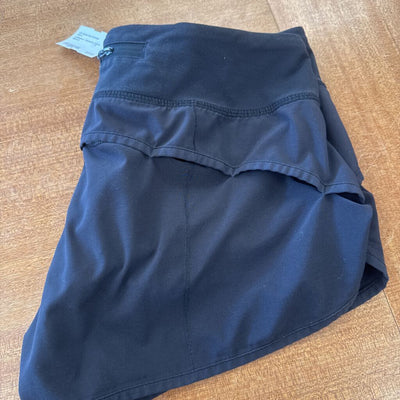 Lululemon - Women's Shorts : Black-women-8