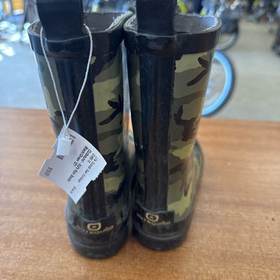 Outbound - Kid's Rain Boots: Black/Green-children-12Y