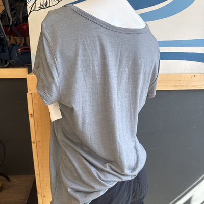 Icebreaker - Women's Merino T-Shirt - MSRP $95: Grey/Black-women-LG