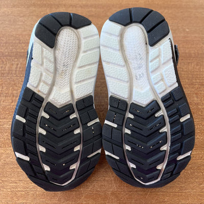 New Balance - Toddler's Fuel Core Urge Running Shoes - MSRP $60: Black/White-children-7Y