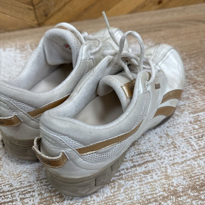 Reebok - Women's Pumpin Runners - MSRP compared $120 : White Gold -women-8