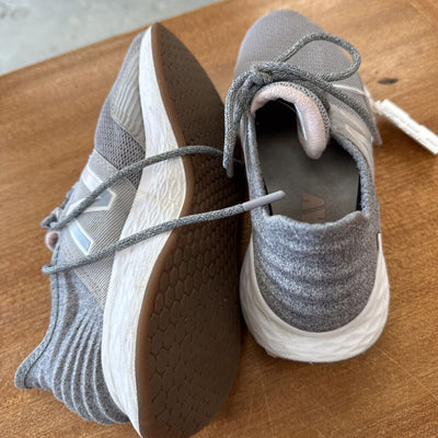 New Balance - Women's Roav Shoes- MSRP $109: Gray-women-9