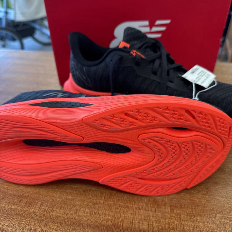 New Balance Fresh Foam Arishi v4 GTX Shoes: Black-men-9.5