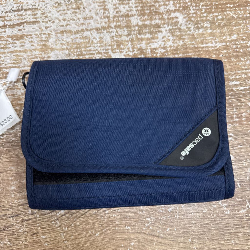 Pacsafe - Travel Wallet: navy-unisex-
