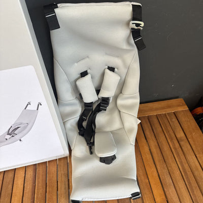 Thule - Chariot Infant Sling - MSRP $150: Light Grey --