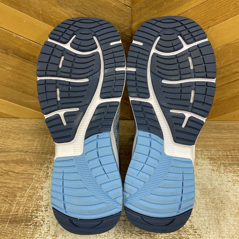 New Balance- Women&