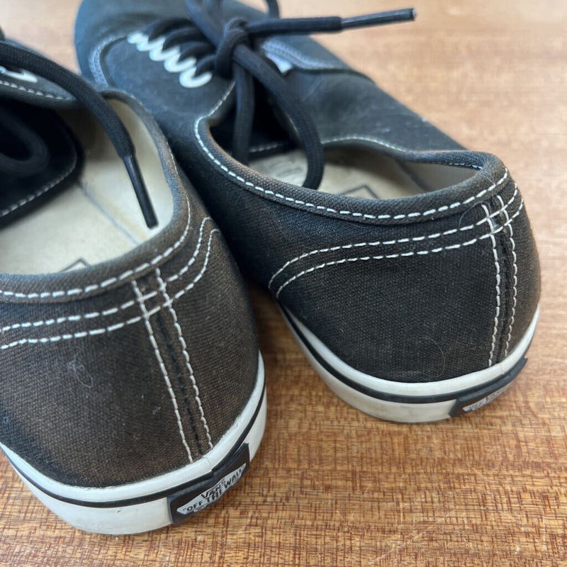 Vans - Classic Shoes - MSRP $75: Black/White-unisex-5M 6.5W