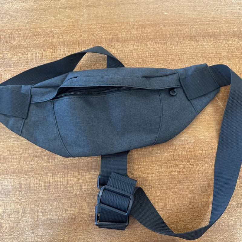 Adult - Fanny Pack : black-unisex-