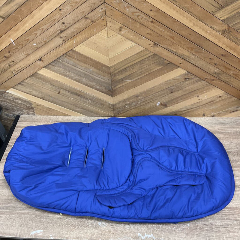 L.L.Bean Blue Sleeping Bag: blue-unisex-