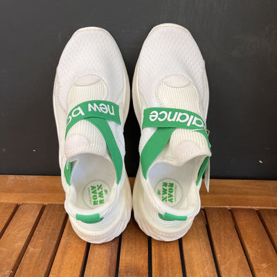 New Balance - Women's Fresh Foam Roav RMX Athletic Shoes - MSRP $110: White-women-W9