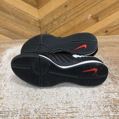 Nike - Tiempo Legend 7 Academy IC Shoes - MSRP $105: Black/White-unisex-M8.5