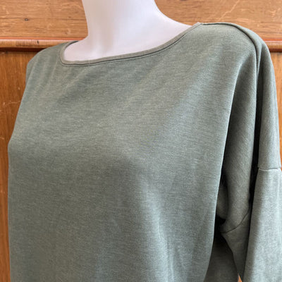 Arc'teryx - Women's Nyara Boatneck Pullover Sweater - MSRP comp $180 : Green-women-SM