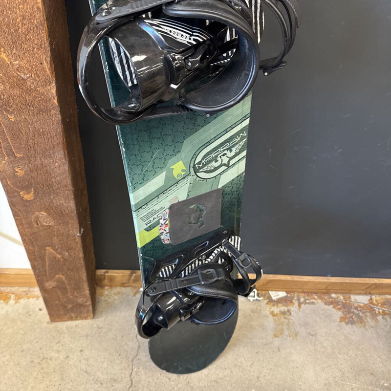 Morrow - Radium Snowboard - Rossignol Cage Series Bindings: Green / Black--159cm